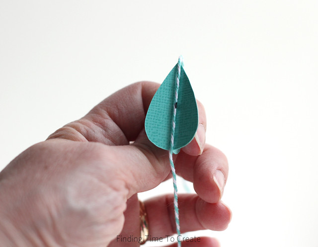 Mobile raindrop assembly