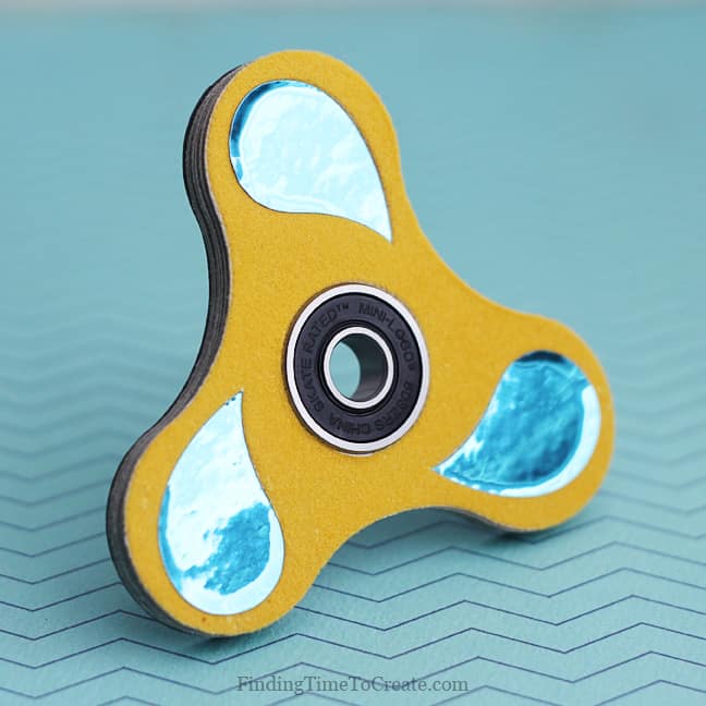 Make Sensational Fidget Spinners for Summertime Fun