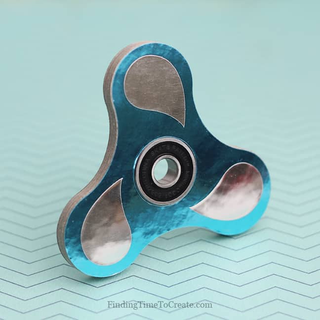 Make Sensational Fidget Spinners for Summertime Fun